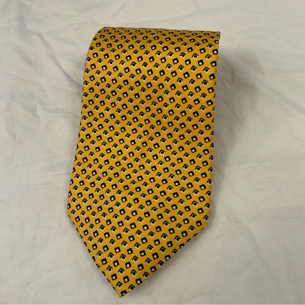 Lauren Ralph Lauren Silk Tie 
Yellow Blue White Pattern Hand Finished 
Made USA